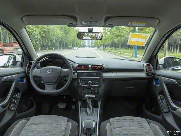 东风雪铁龙 雪铁龙C3-XR 2019款 230THP DCT越动版