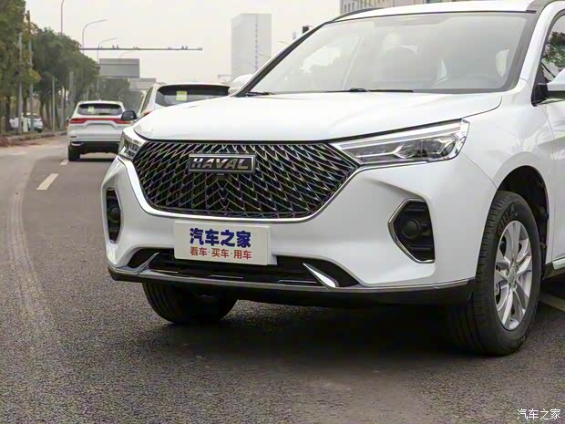 长城汽车 哈弗M6 2021款 PLUS 1.5T 手动精英智联型