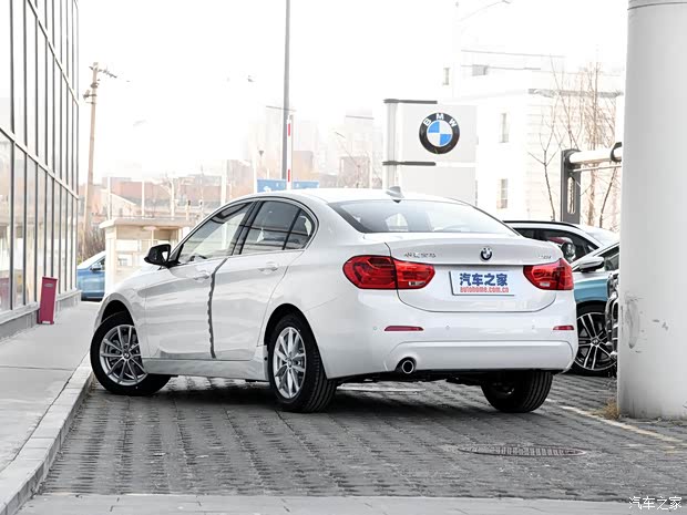 华晨宝马 宝马1系 2018款 118i 时尚型