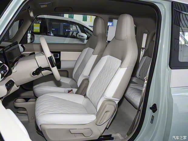 上汽通用五菱 宝骏KiWi EV 2023款 智奢版 三元锂 上汽通用五菱 宝骏KiWi EV 2023款 智奢版 三元锂