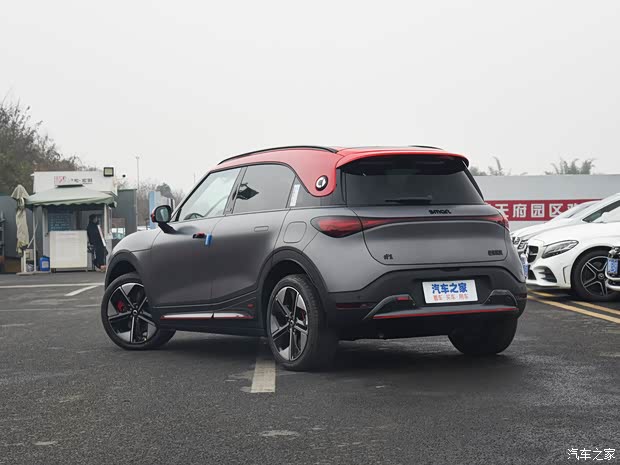 smart smart精靈#1 2022款 BRABUS性能版