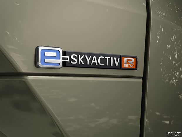 馬自達(dá)(進(jìn)口) 馬自達(dá)MX-30新能源 2023款 e-Skyactiv R-EV 歐洲版