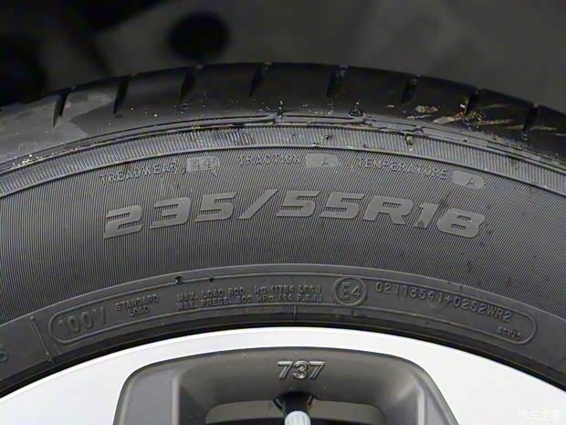 奇瑞汽車 瑞虎8 PRO新能源 2023款 DP-i 基本型