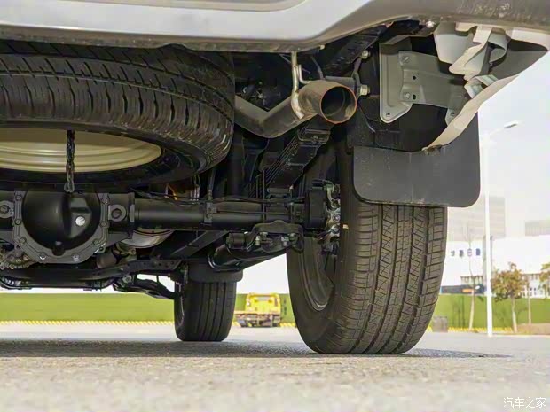 福田汽车 将军F9SUV 2022款 2.0T 汽油自动四驱豪华型 福田汽车 将军F9SUV 2022款 2.0T 汽油自动四驱豪华型