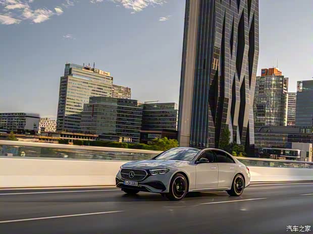 奔驰(进口) 奔驰E级(进口) 2024款 E 450 4MATIC AMG Line 欧洲版 奔驰(进口) 奔驰E级(进口) 2024款 E 450 4MATIC AMG Line 欧洲版