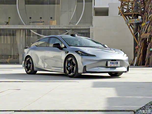 埃安 AION Hyper GT 2023款 试装车 埃安 AION Hyper GT 2023款 试装车