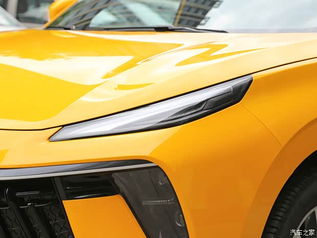 東風(fēng)風(fēng)行 風(fēng)行T5 EVO 2022款 1.5TD DCT星耀版 熱浪