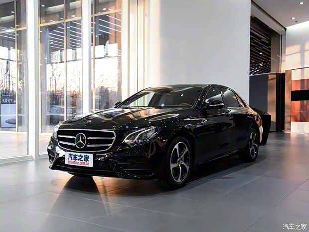 北京奔驰 奔驰E级 2018款 E 300 运动型