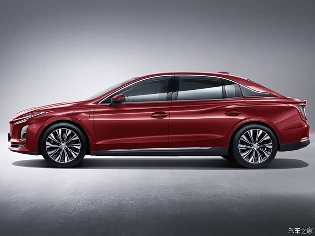 一汽红旗 红旗E-QM5 2023款 PLUS