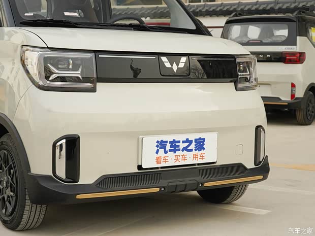 上汽通用五菱 宏光MINIEV 2022款 GAMEBOY 300km 玩咖款