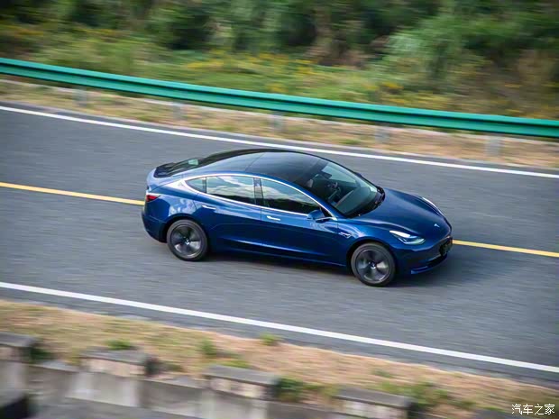 特斯拉中國 Model 3 2019款 標準續(xù)航后驅(qū)升級版