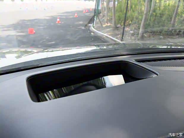 上汽集团 飞凡R7 2022款 基本型 上汽集团 飞凡R7 2022款 基本型