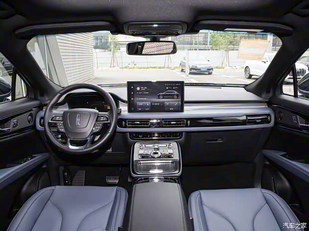 長(zhǎng)安林肯 航海家 2022款 2.7T 四驅(qū)尊雅版