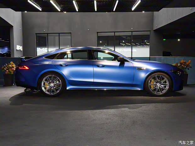 梅赛德斯-AMG AMG GT 2023款 AMG GT 53 4MATIC+ 四门跑车 梅赛德斯-AMG AMG GT 2023款 AMG GT 53 4MATIC+ 四门跑车