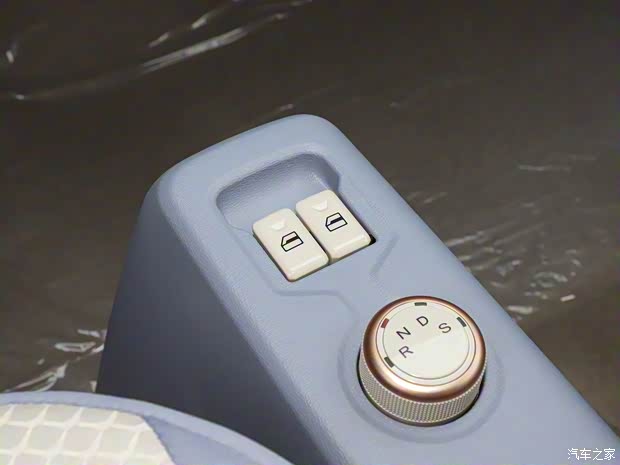 东风小康 风光MINIEV 2022款 糖果款 半糖版