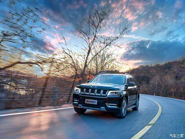 北京越野 北京BJ90 2023款 4.0T 山河经典版 北京越野 北京BJ90 2023款 4.0T 山河经典版