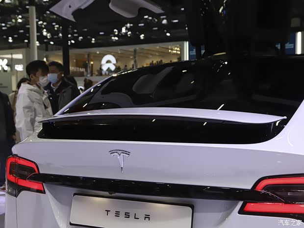 特斯拉（进口） Model X 2023款 三电机全轮驱动 Plaid版