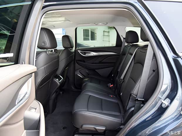 上汽通用別克 昂科旗 2020款 28T 兩驅(qū)戰(zhàn)旗型