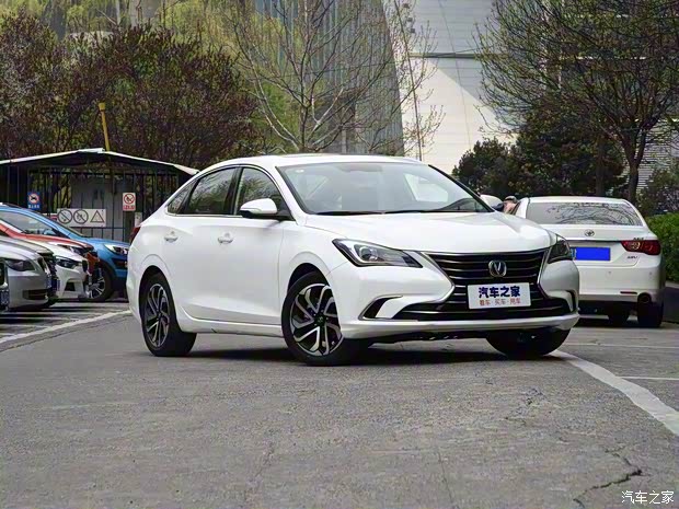 長安汽車 逸動 2018款 1.6L GDI 手動尊尚型 長安汽車 逸動 2018款 1.6L GDI 手動尊尚型