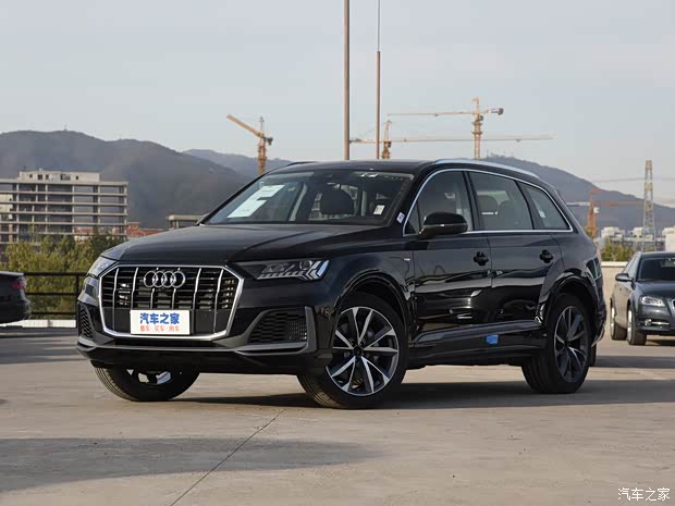 奥迪(进口) 奥迪Q7 2021款 55 TFSI quattro S line运动型 奥迪(进口) 奥迪Q7 2021款 55 TFSI quattro S line运动型