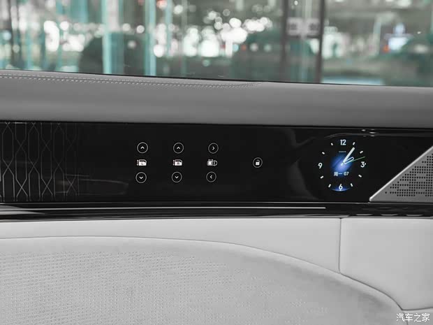 极氪 ZEEKR 009 2022款 WE版 极氪 ZEEKR 009 2022款 WE版