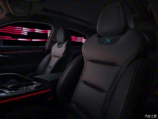 吉利汽車 星越 2020款 350T 魅影騎士限量版 吉利汽車 星越 2020款 350T 魅影騎士限量版