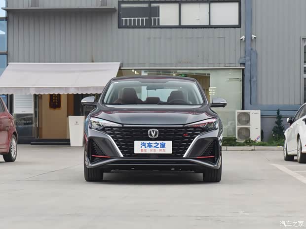 长安汽车 逸动 2022款 PLUS 蓝鲸NE 1.4T GDI DCT高配版