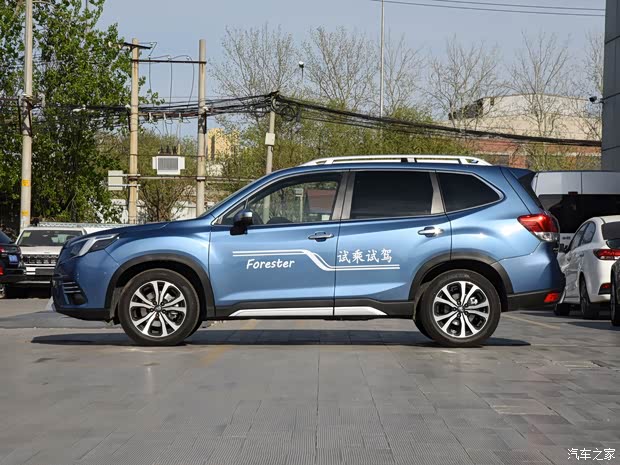 斯巴鲁 森林人 2022款 2.0i AWD旗舰版EyeSight