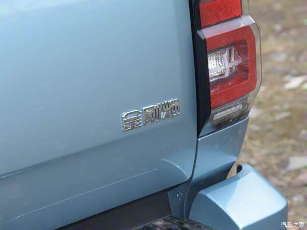 长城汽车 炮 2022款 汽油四驱金刚炮 长城汽车 炮 2022款 汽油四驱金刚炮