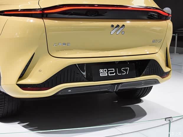 智己汽车 智己LS7 2023款 100kWh 四驱版 智己汽车 智己LS7 2023款 100kWh 四驱版