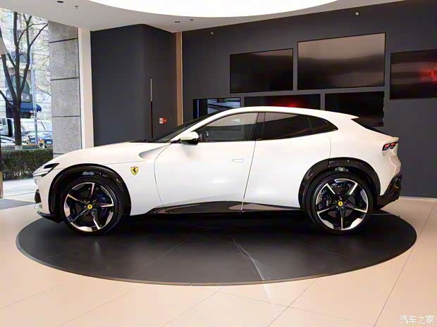 法拉利 Purosangue 2023款 6.5L V12 法拉利 Purosangue 2023款 6.5L V12