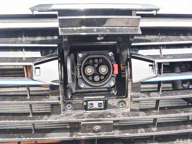 眾泰汽車 眾泰T300新能源 2018款 EV 旗艦型