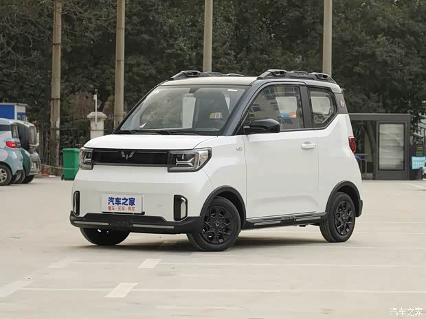 上汽通用五菱 宏光MINIEV 2022款 GAMEBOY 300km 玩咖款