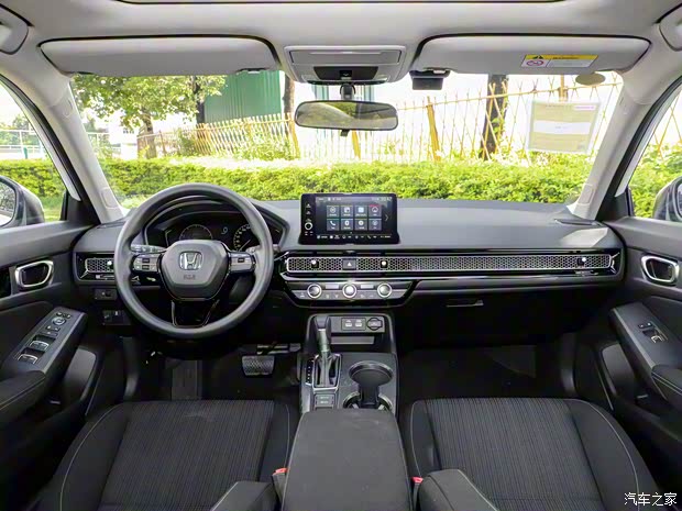 東風(fēng)本田 思域 2022款 240TURBO CVT 勁騁版