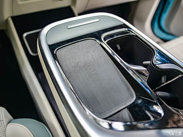 上汽大通 上汽大通MAXUS MIFA 9 2022款 錦繡高山