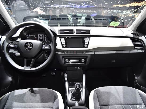 斯柯達(進口) 晶銳(海外) 2018款 旅行版 斯柯達(進口) 晶銳(海外) 2018款 旅行版