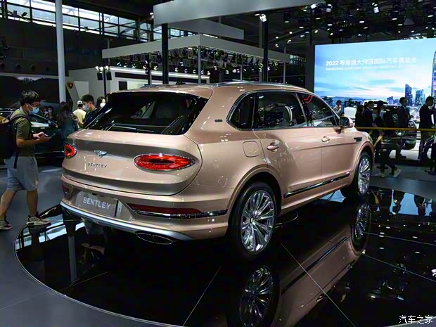 賓利 添越 2022款 4.0T V8 長軸距首發(fā)限量版 賓利 添越 2022款 4.0T V8 長軸距首發(fā)限量版