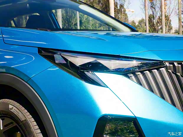 广汽乘用车 传祺GS3 2023款 1.5T 高配版 广汽乘用车 传祺GS3 2023款 1.5T 高配版