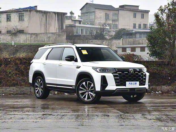 長安汽車 長安CS95 2023款  基本型