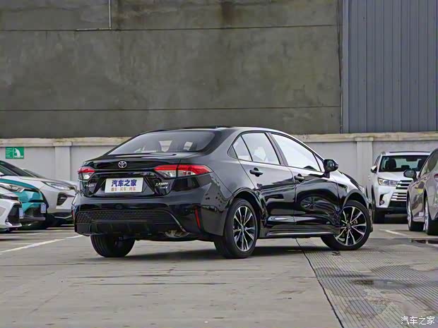 广汽丰田 雷凌 2021款 185T CVT运动版 广汽丰田 雷凌 2021款 185T CVT运动版