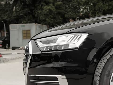 2019款 Plus A8L 50 TFSI quattro 豪华型 2019款 Plus A8L 50 TFSI quattro 豪华型