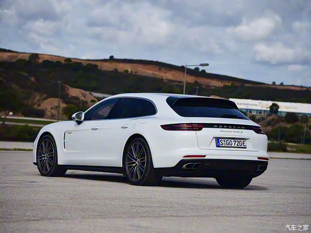 保時(shí)捷 Panamera新能源 2018款 Panamera Turbo S E-Hybrid Sport Turismo4.0T