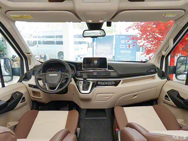 上汽大通 上汽大通MAXUS V100房车 2022款 2.0T旅行家V100山居版横床