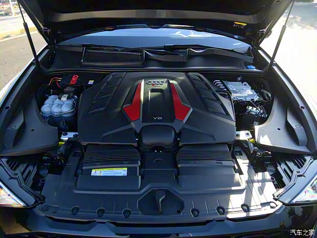 Audi Sport 奥迪RS Q8 2020款 基本型