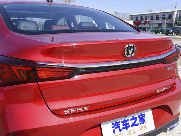 长安汽车 逸动 2020款 PLUS 蓝鲸NE 1.4T GDI DCT旗舰型