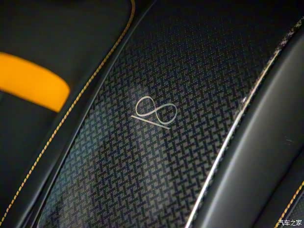 劳斯莱斯 库里南 2020款 Black Badge 劳斯莱斯 库里南 2020款 Black Badge