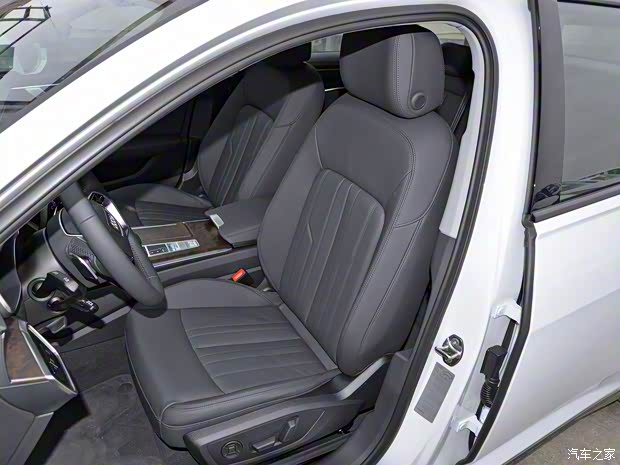 奥迪(进口) 奥迪A6(进口) 2020款 Allroad 探索家 55 TFSI 尊享越野型