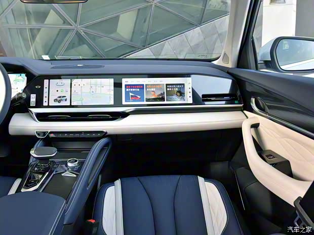 吉利汽车 星越L 2022款 1.5T 雷神Hi·X油电混动版 Super迅