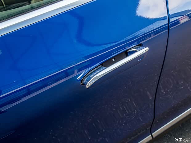 梅賽德斯-EQ 奔馳EQE(海外) 2022款 500 4MATIC AMG Line