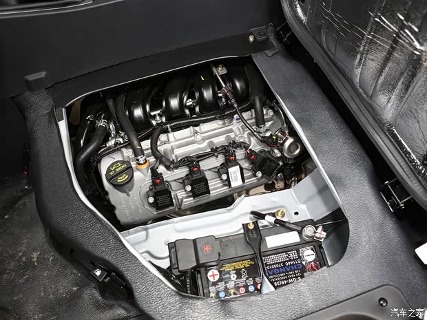 長安凱程 長安睿行M60 2023款 1.5L GDI舒適型客車6/7座